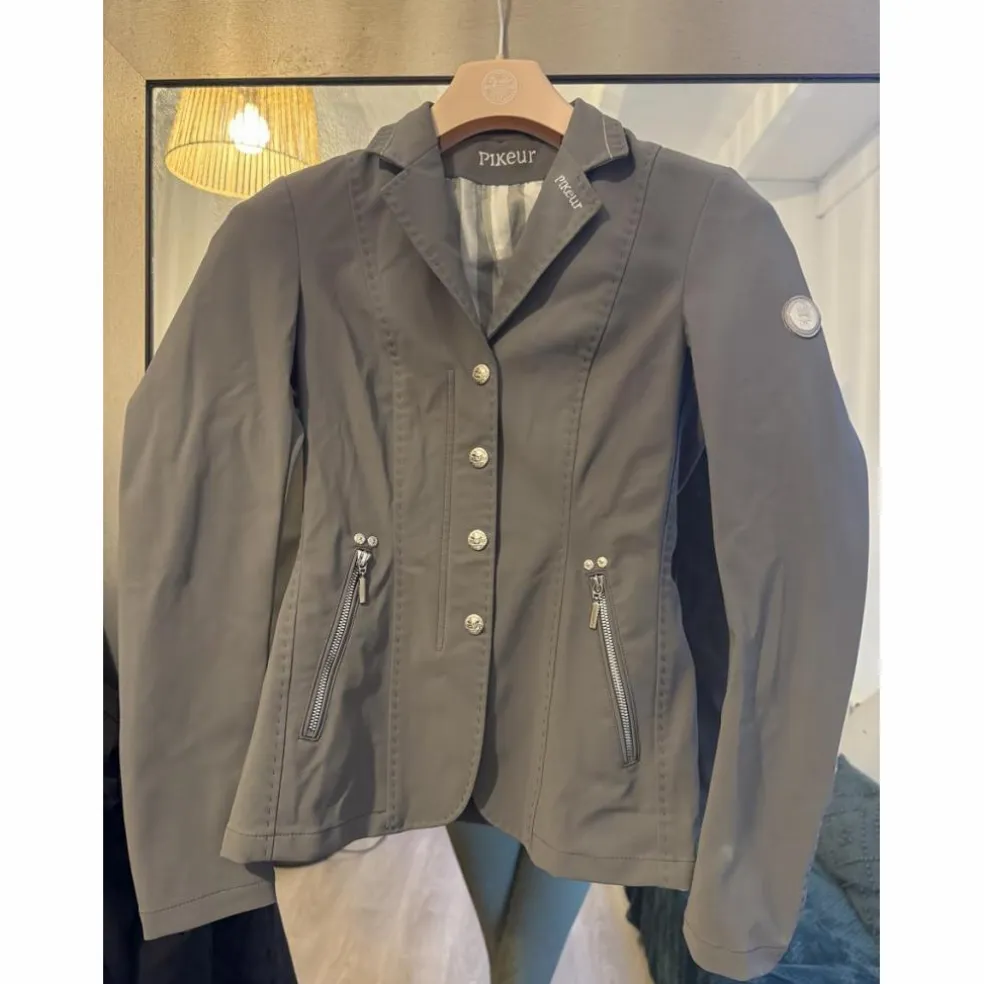 Veste pikeur grise