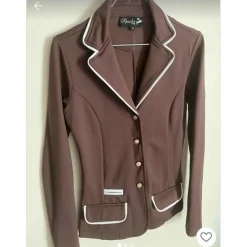 veste Spooks