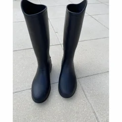 vêtements et chaussants enfant 8-10 ans