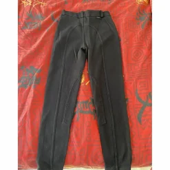 vêtements et chaussants enfant 8-10 ans