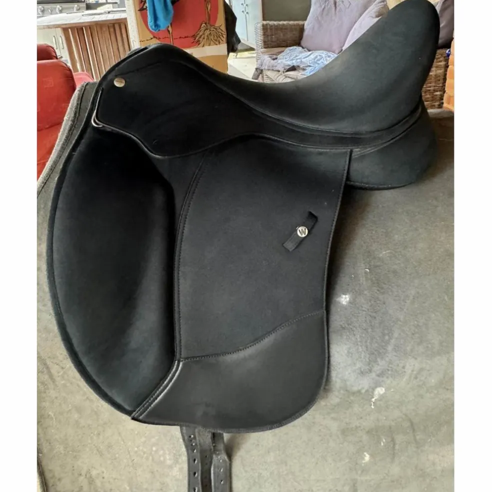 Wintec Pro Dressage Hart